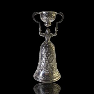 Antieke zilveren bruidsbeker uit de tweede helft 19e eeuw