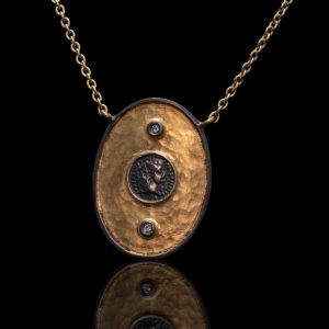 Zilveren hanger met Romeinse munt en briljanten