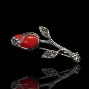 Zilveren geëmailleerde tulp als broche