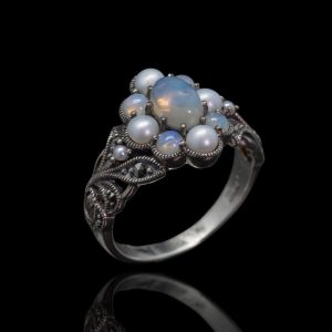Zilveren ring met opalen en parels