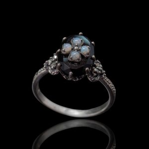 Zilveren ring met onyx en opaal